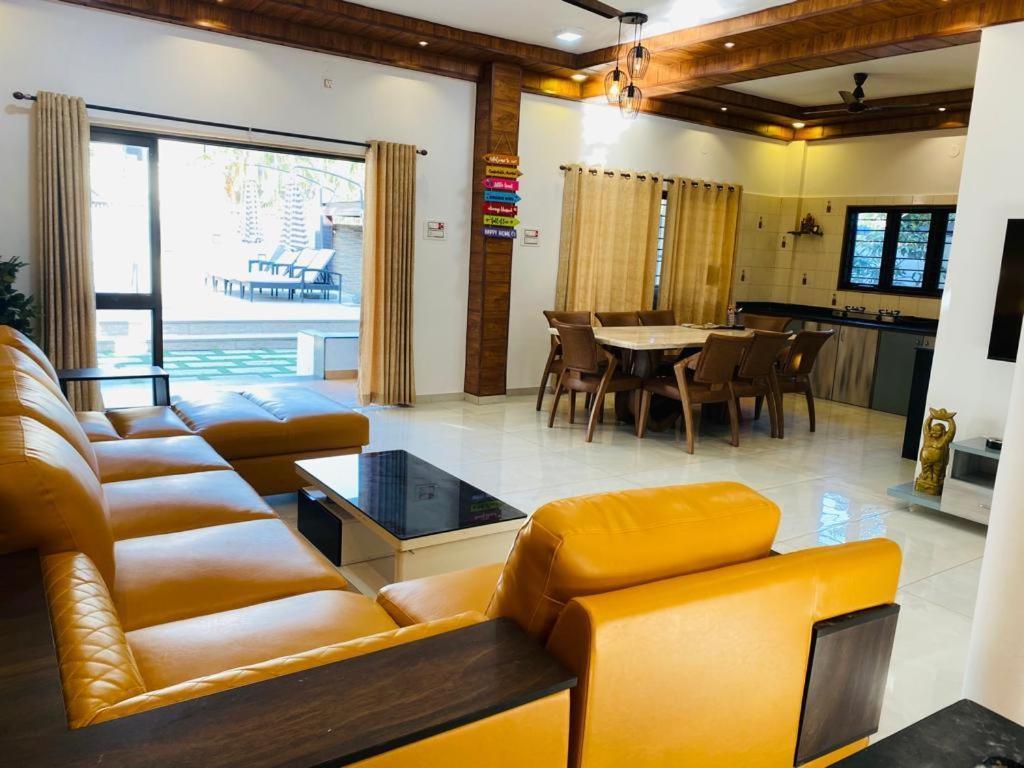 Aqua Villa Luxury Home Stay Lonavala Exteriér fotografie